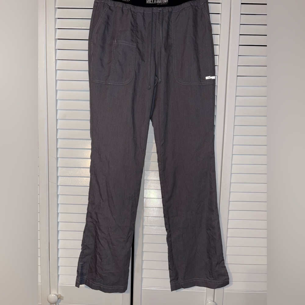 Dark grey Grey’s anatomy scrub set